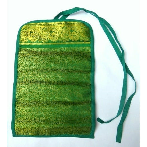 Chic handmade jewelry roller